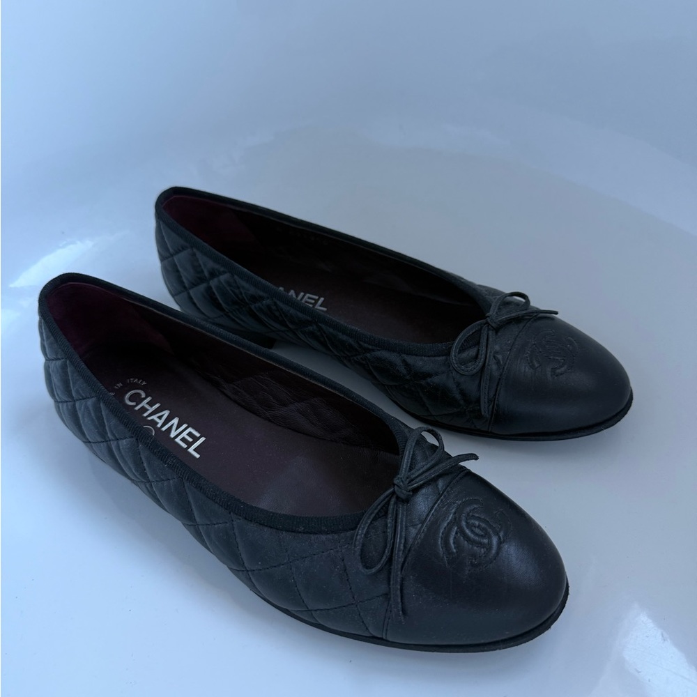 Chanel Black Quilted Bow Flats